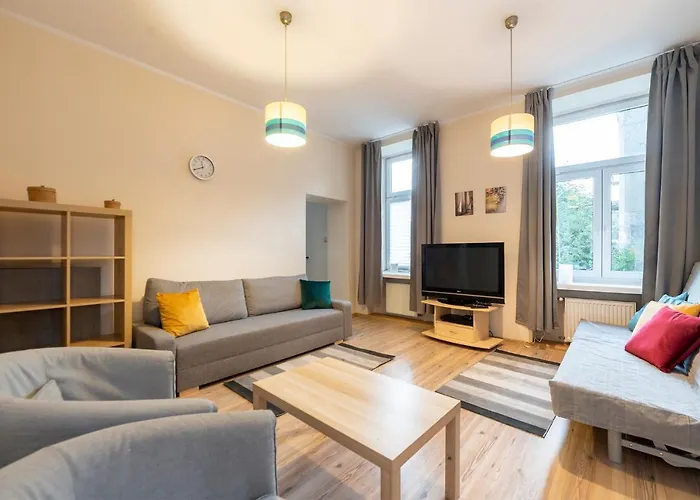 Essence Of Lodz-145M!Central-Secured-Comfy18Ppl!&Freeparking