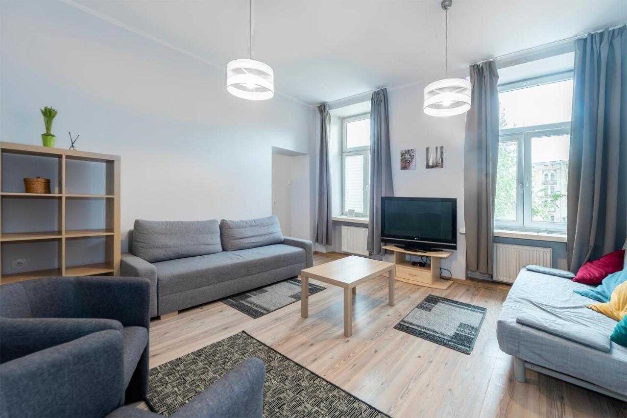 Essence Of Lodz-145m!central-secured-comfy18ppl!&freeparking Apartment Lodz (Lodz)