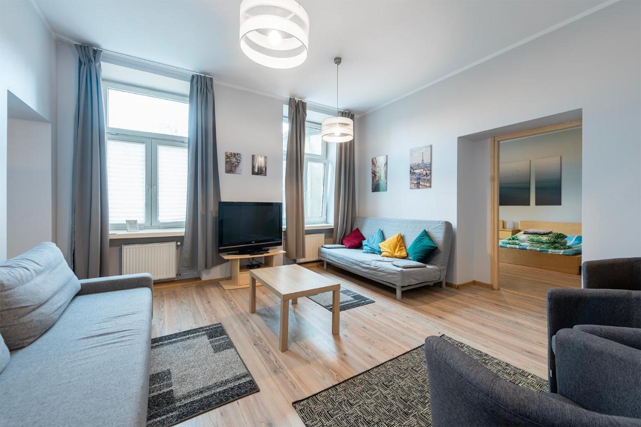 Essence Of Lodz-145m!central-secured-comfy18ppl!&freeparking Apartment Lodz (Lodz)